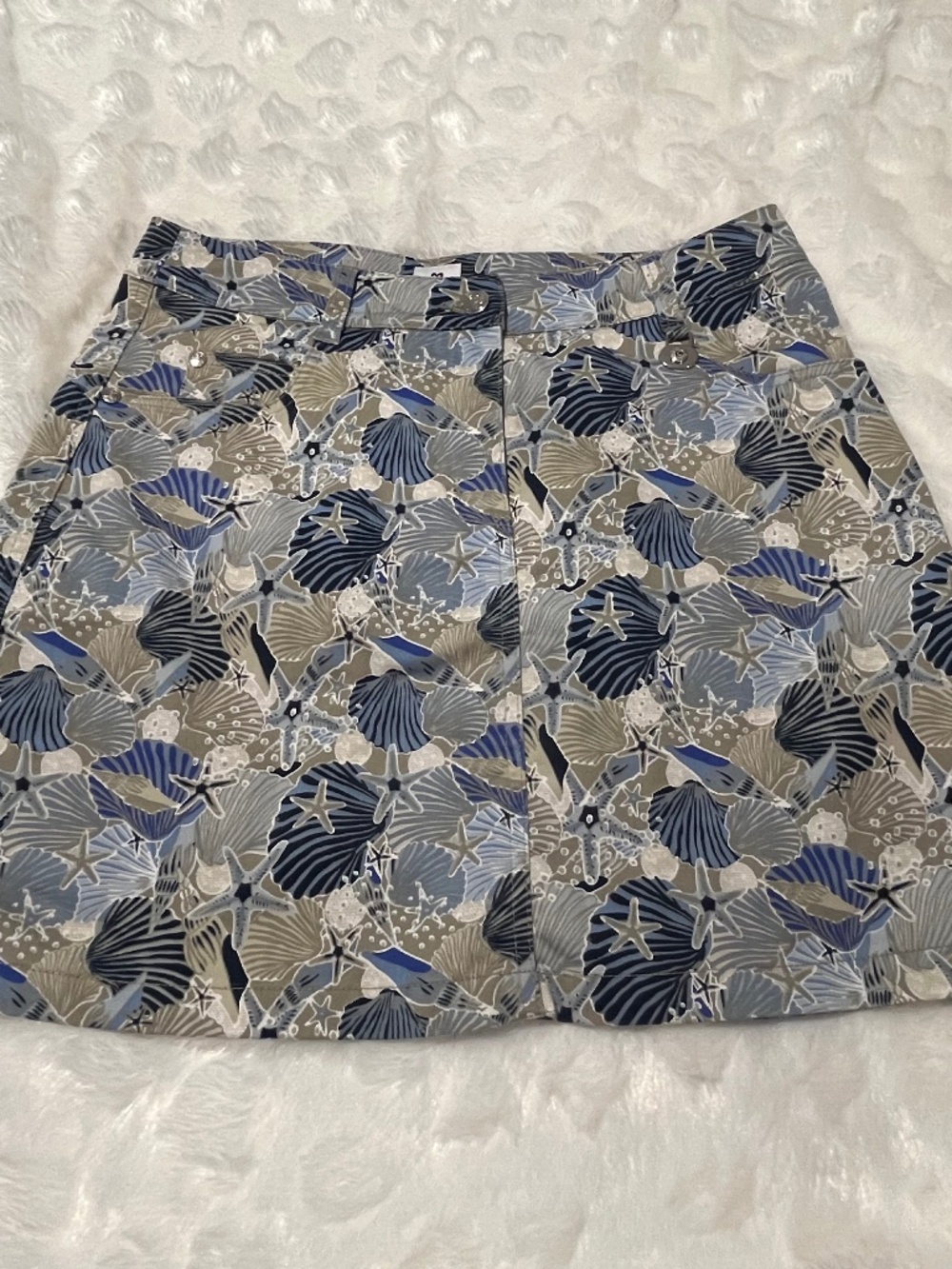 Daily Sports Born in Sweden Women’s Golf Skorts Size 4